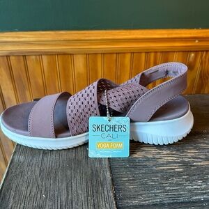 Skechers Cali Yoga Foam Sandals in Purple